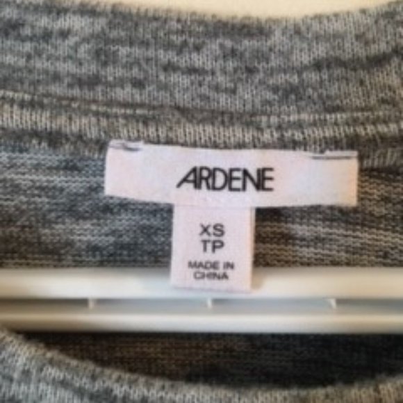 Ardene Cropped Long Sleeve Tie Waist Top - Gray - Size XS (Fits Oversized) - Picture 2 of 8